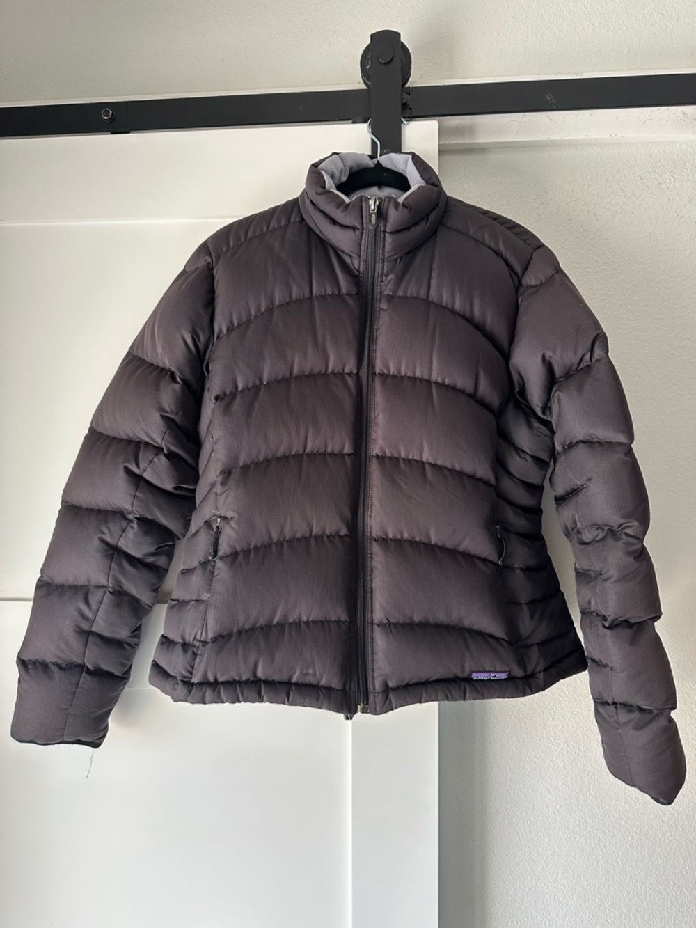 Patagonia Women’s Goose  Down Puffer Jacket Black Size Large